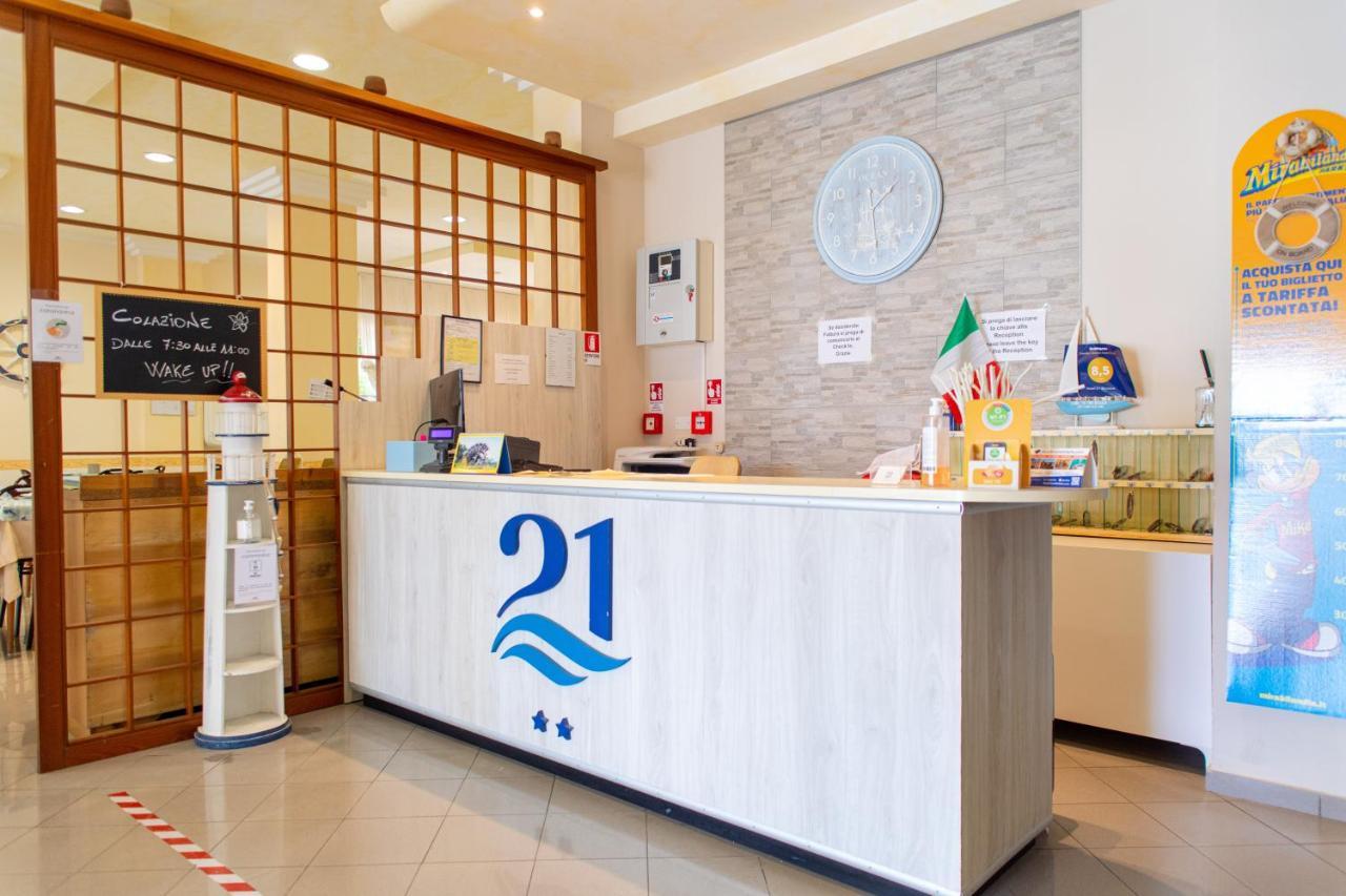 Hotel 21 Riccione Exteriér fotografie