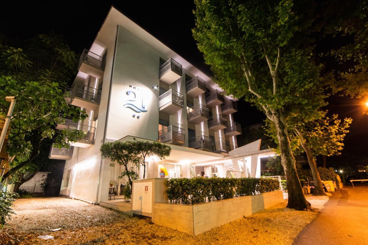 Hotel 21 Riccione Exteriér fotografie